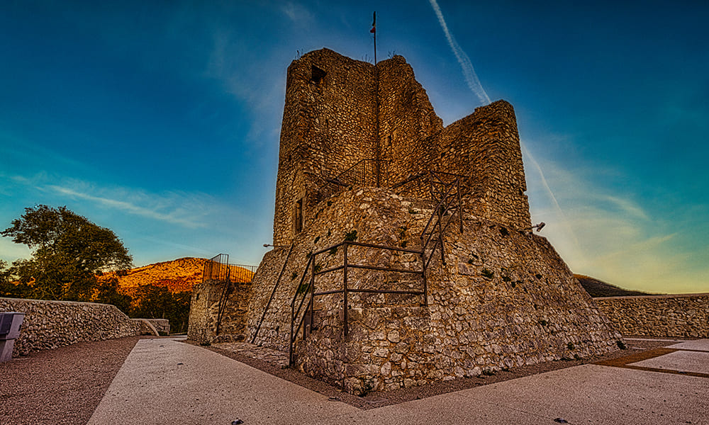 Castello di Castelnuovo Parano_1000x600